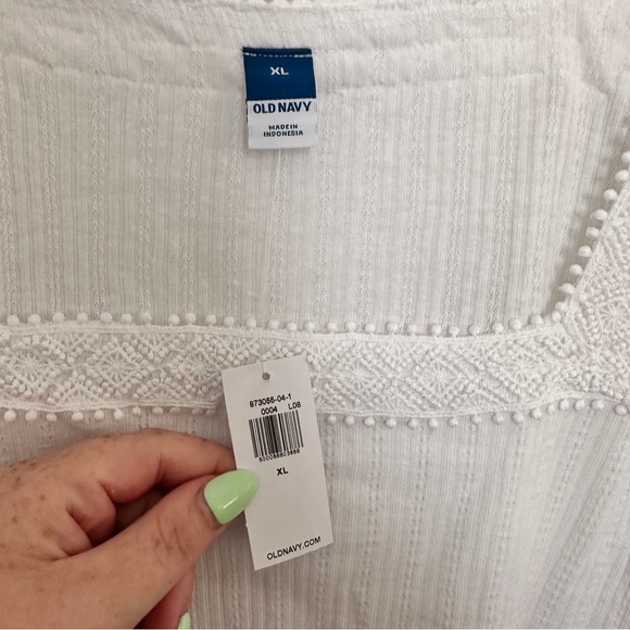 Old Navy White Flowy Top - Picture 3 of 4